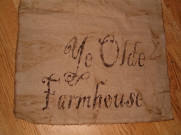 ye olde farmhouse table runner