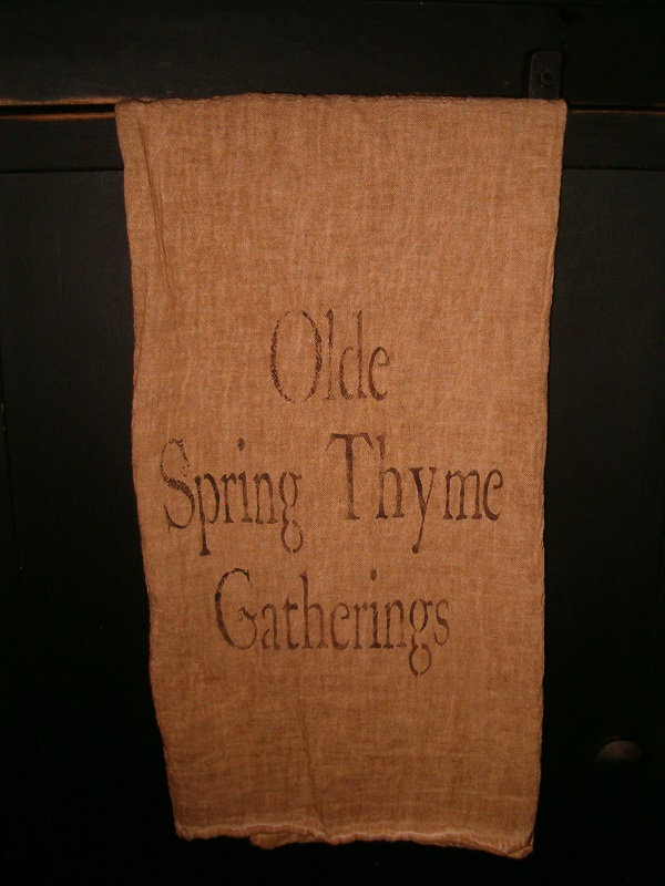 olde Spring thyme gatherings towel