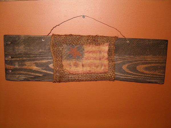 floursack flag barnwood hanger