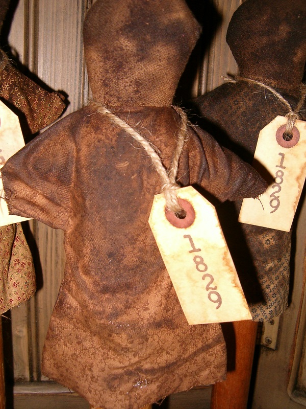 1829 bobbin stump doll