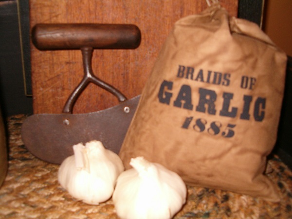 braids of garlic ditty bag