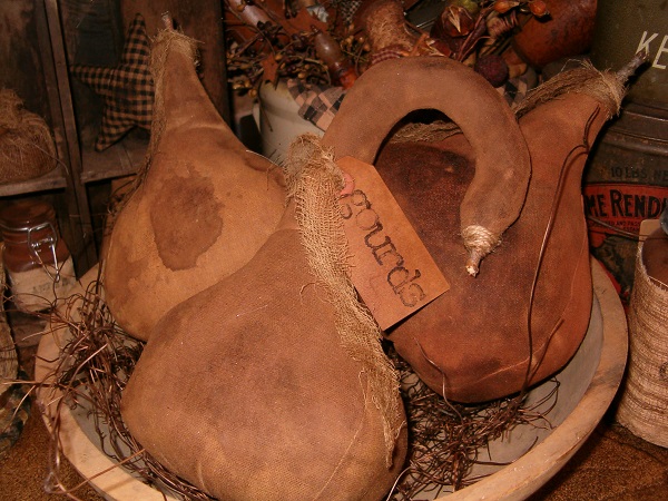 set of three prim gourds