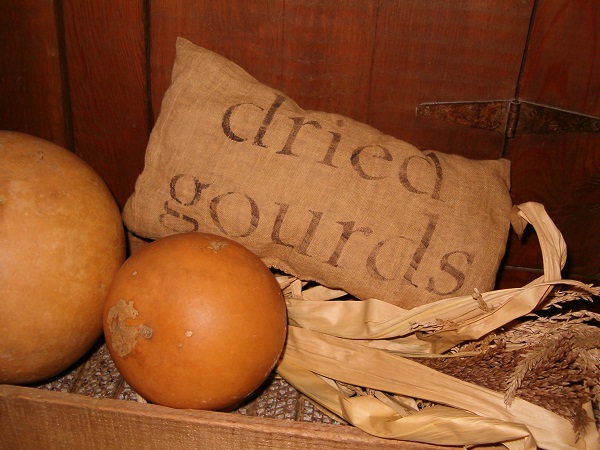dried gourds pillow