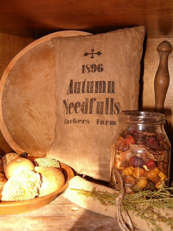 1896 Autumn needfuls pillow