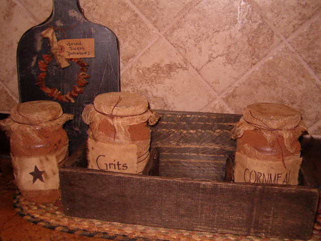 3 bin Country Store caddy with grubby jars