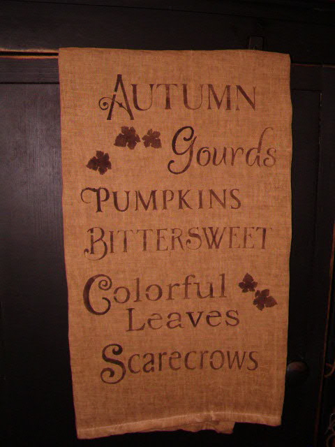 Autumn words towel