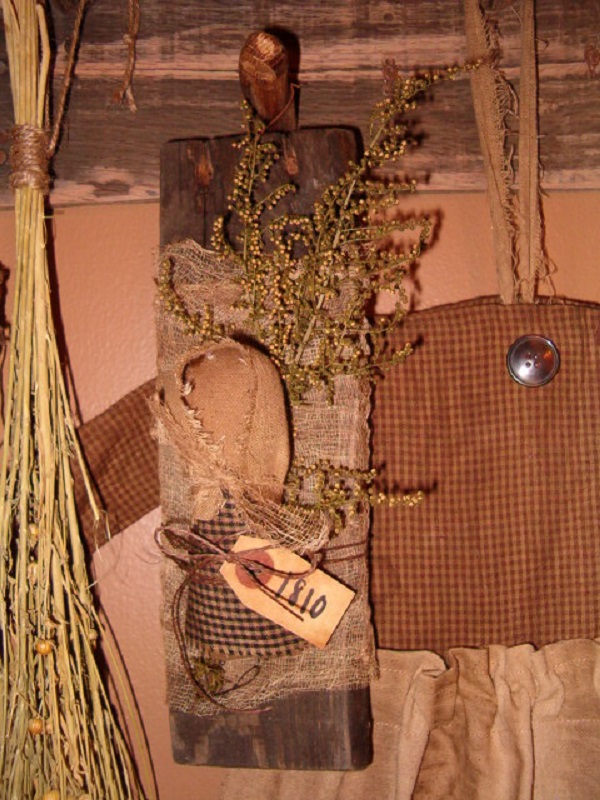 barnwood tuck doll hanger