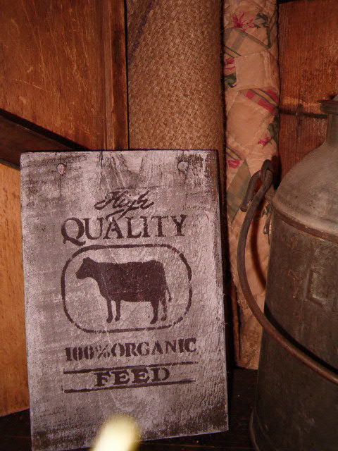 small High Quality feed with cow sign