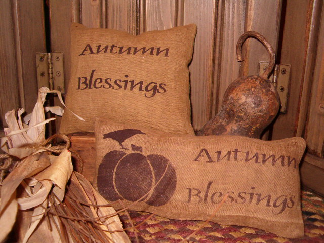 Autumn Blessings pillow tucks