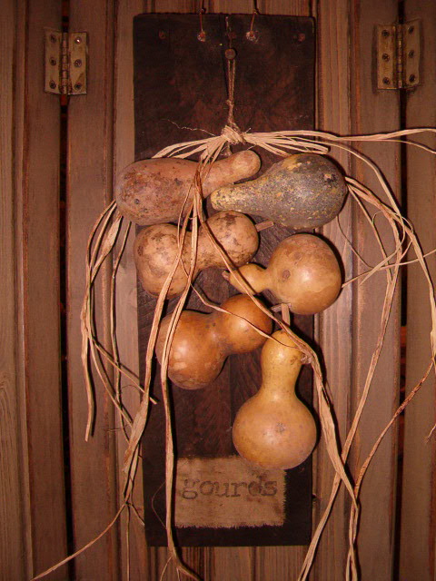 Gourds barnwood hanger