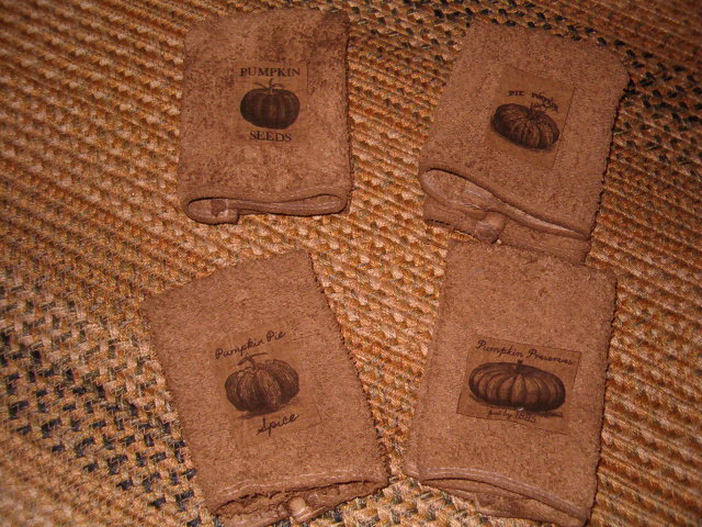 Fall fingertip towels