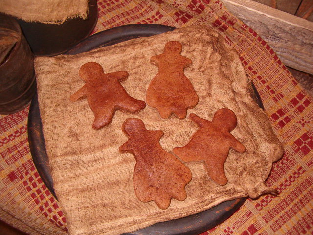 Ginger cookie couple