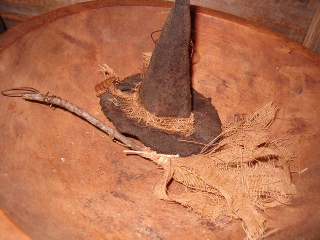 Witch hat and  broom ornies