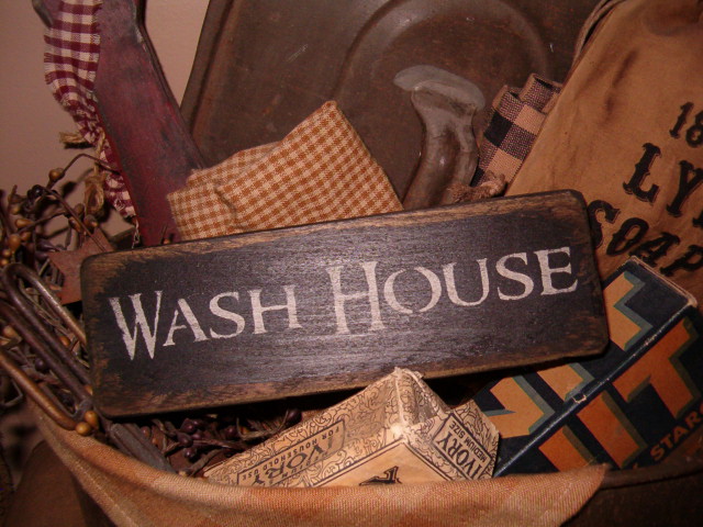 Wash house shelf sitter