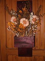 narrow daisy door box