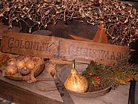 Colonial Christmas sign